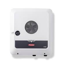 FRONIUS SYMO GEN24 6.0 PLUS – HYBRID-DREIPHASIGER WECHSELRICHTER 2 MPPT 6 KW