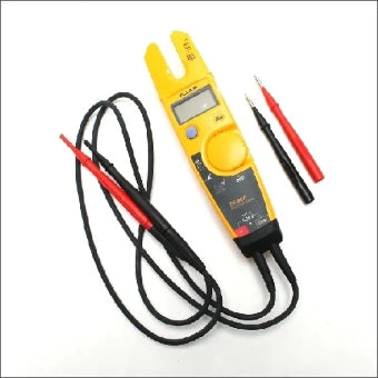 FLUKE 01045467 Multimeter