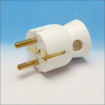 LEGRAND 050316 Geaarde stekker
