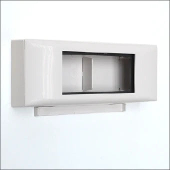 LEGRAND 031613 Opbouwdoos plintgoot
