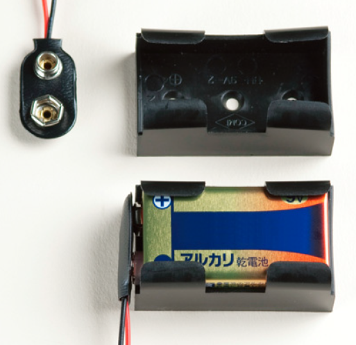 TAKACHI Batteriehalter für 1x 9V (Block) mit Snap-Terminal