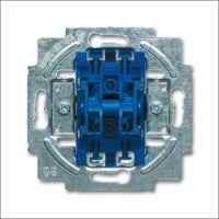 ABB BUSCH-JAEGER 2TKA00002007 302EUJT-84 Steckdose