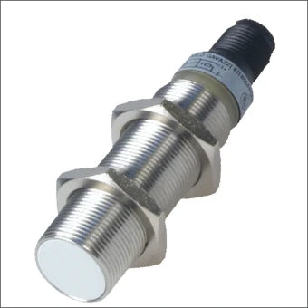 CARLO GAVAZZI EI1805PPOSL1 Inductieve naderingsschakelaar