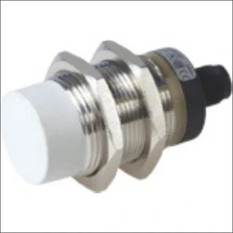 CARLO GAVAZZI IA30ESN15UCM1 Inductieve naderingsschakelaar