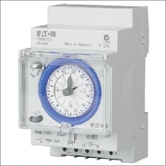 EATON 167390 Analoge Schaltuhr fuer Schalttafelbau 54 mm