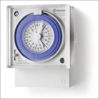 FINDER 12.31.8.230.0007 Analoge schakelklok voor paneelbouw
