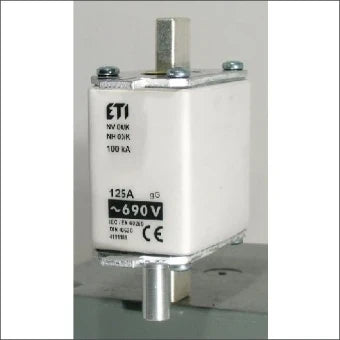 ETI 416800301 NH00 690 2 Smeltpatroon (mes)