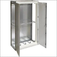 HAGER FZ914XE Sockel fuer Schaltschrank/Gehause 100 mm