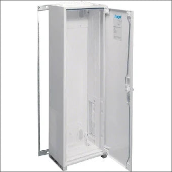 HAGER FP63QS Leerer Installationskasten 950 mm