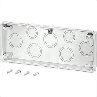 HENSEL Mi FM 40 Einfuehrungsplatte fuer Ausschnitt Schaltschrank/Gehause 300 mm