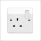 K2746WHI K2746WHI Schakelaar/Steckdose combinatie
