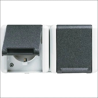 JUNG 8220W Steckdose