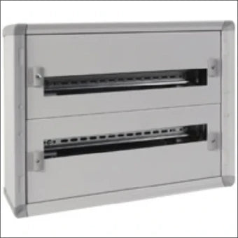 LEGRAND 020002 Leerer Verteilerkasten 450 mm
