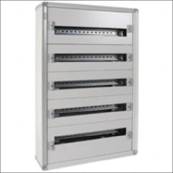 LEGRAND 020005 Leerer Verteilerkasten 900 mm