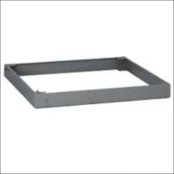 LEGRAND 020514 Sokkel voor kast/lessenaar