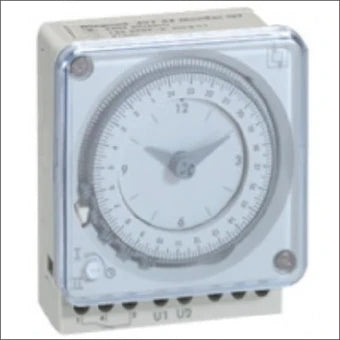 LEGRAND 049752 Analoge Schaltuhr fuer Schalttafelbau 72 mm