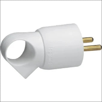 LEGRAND 050420 Geaarde stekker