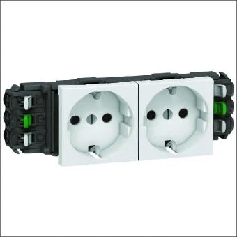 LEGRAND 077402 Steckdose