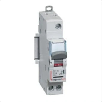 LEGRAND 406406 Lasttrennschalter 17.5 mm