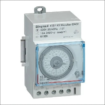 LEGRAND 412795 Analoge Schaltuhr fuer Schalttafelbau 52.5 mm