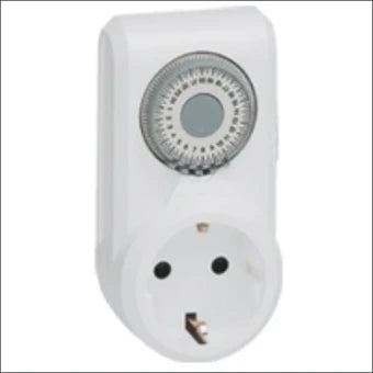 LEGRAND 699811 Schakelklok fuer Steckdose
