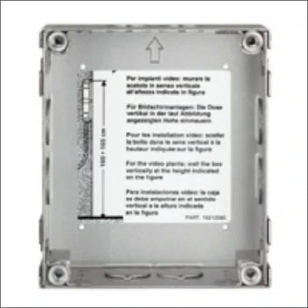 BTICINO BT350110 Montageelement fuer Tuerstation 102 mm