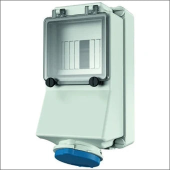 MENNEKES 7007 CEE-contactdoos uitschakelbaar, beveiligd (IEC 60309)