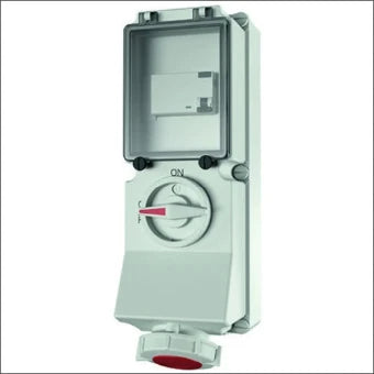 MENNEKES 7249 CEE-contactdoos uitschakelbaar, beveiligd (IEC 60309)