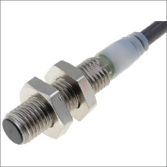 OMRON E2A 7244M Inductieve naderingsschakelaar