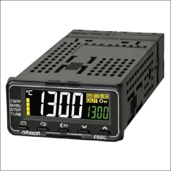 OMRON E5GC1036C Temperatuurmeetrelais 24 mm