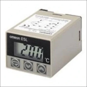 OMRON E5LA5005A Temperatuurmeetrelais 45 mm