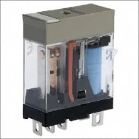 OMRON P2R 8100M Relaissockel 15.5 mm