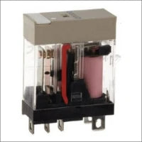 OMRON P2R 8100M Relaissockel 15.5 mm