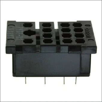 OMRON PY 1276E Relaissockel 24 mm