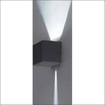 PIL 303537 Plafond-/wandarmatuur