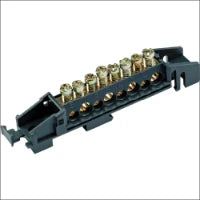 SCHNEIDER 13984 Groepenkast, leeg