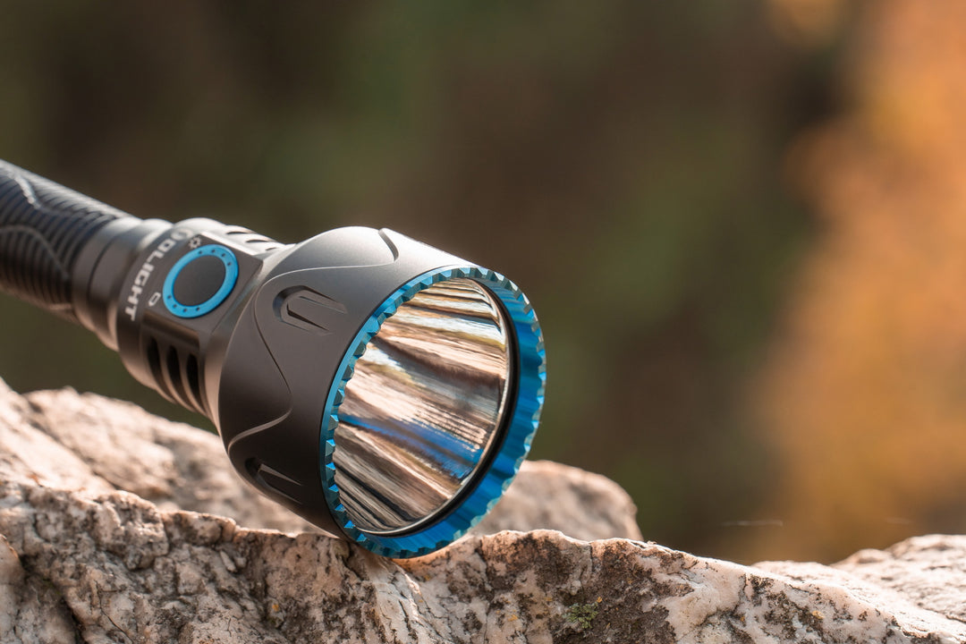 Olight Javelot Pro 2 LED Taschenlampe (Der Ultra-Weitstrahler)