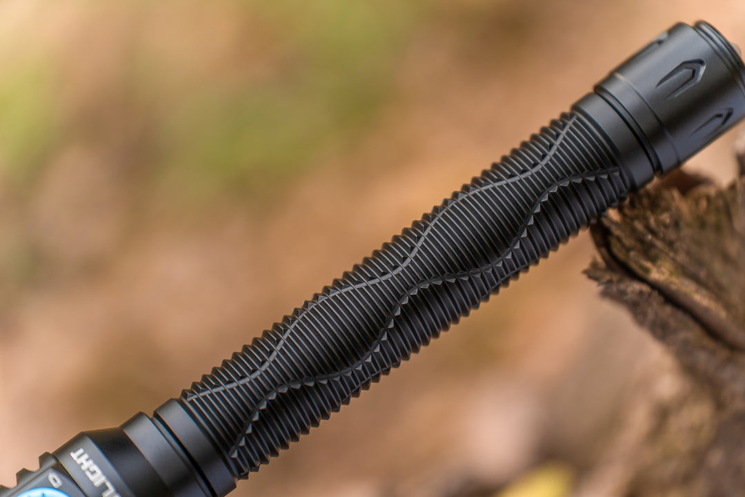 Olight Javelot Pro 2 LED Taschenlampe (Der Ultra-Weitstrahler)