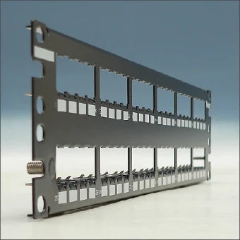 PANDUIT CP48BLY Patchpaneel Twisted Pair 88.1 mm