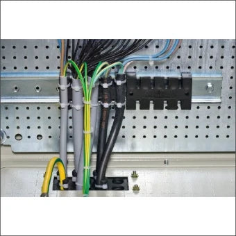 SCHNEIDER NSYSCCDINLG140 Componenten voor uitbouw voor kast/lessenaar