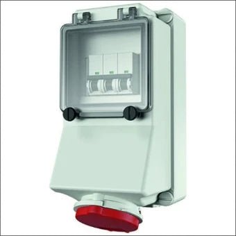 MENNEKES 5012 CEE-contactdoos uitschakelbaar, beveiligd (IEC 60309)