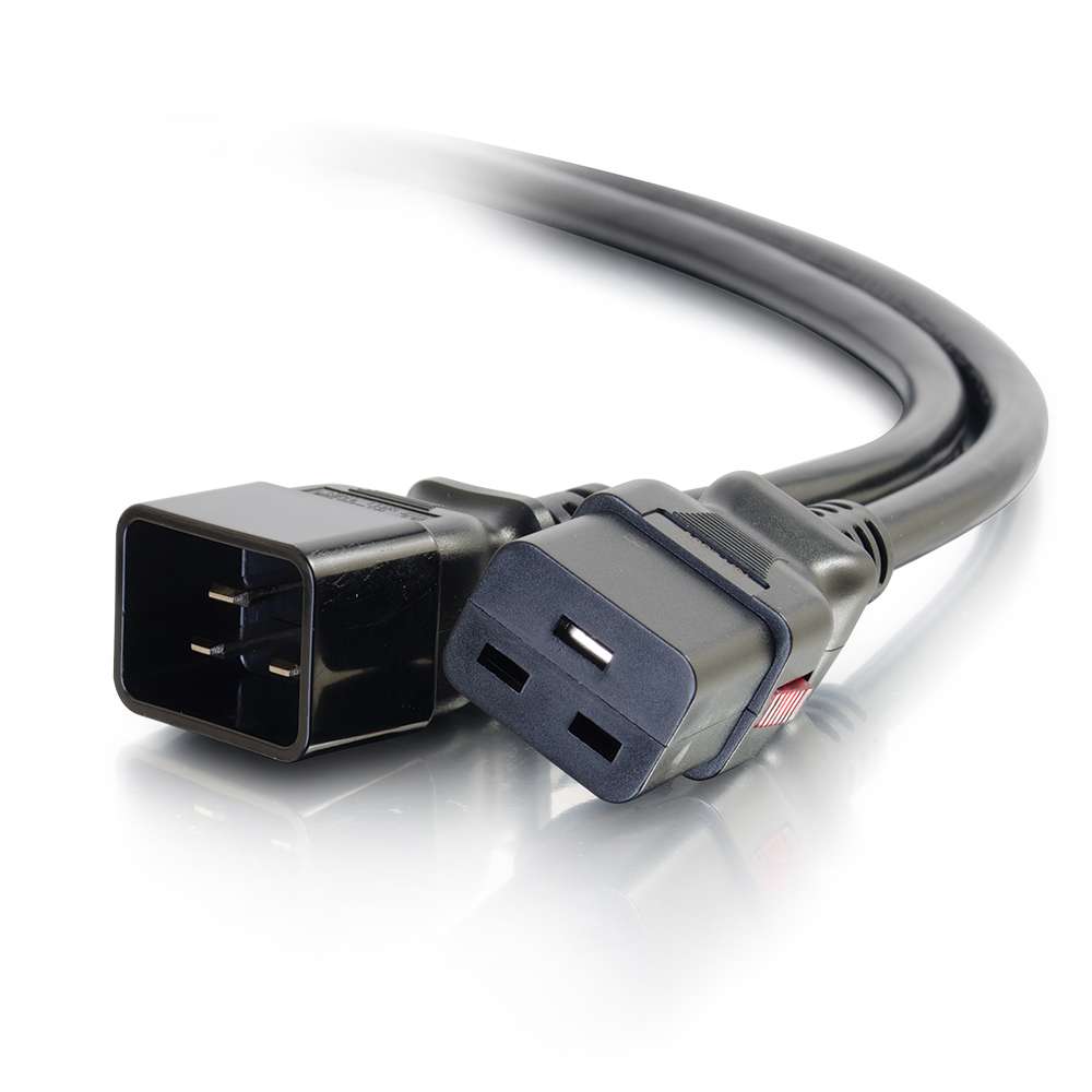 C2G 6ft Locking C20 bis C19 15A 250V Schwarz