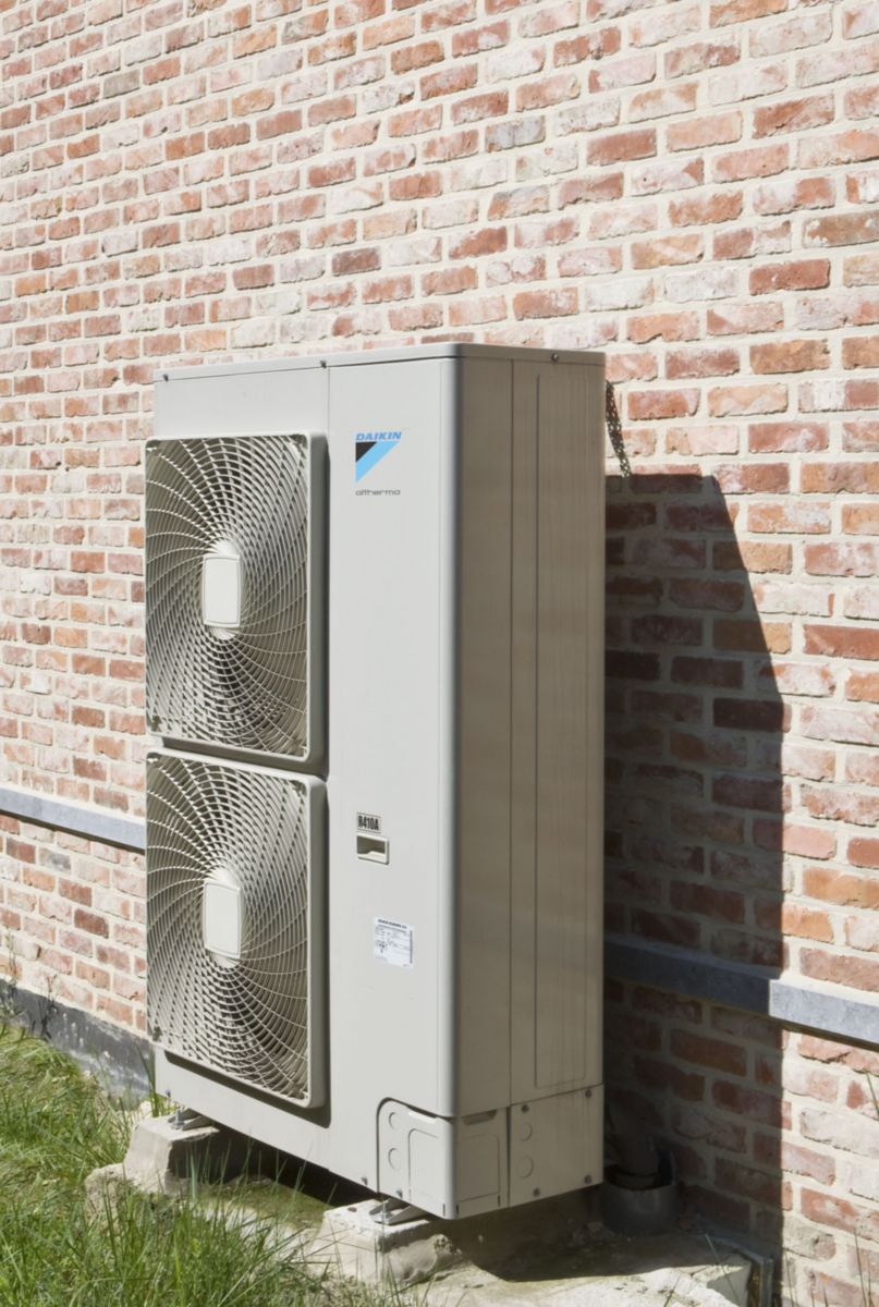 Daikin Altherma HT Luft-Wasser-Wärmepumpe Außengerät 16 kW, Split, Inverter, einphasig
