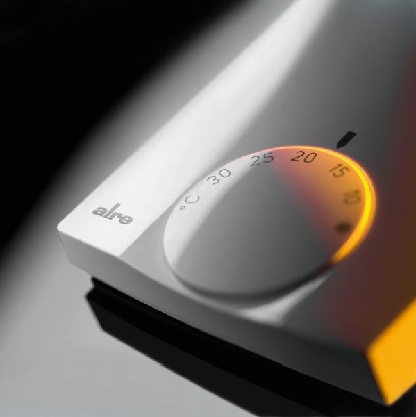 Alre AP-Raumtemperaturregler flach RTBSB-201.062 5-30°C m.Schalter EIN/AUS