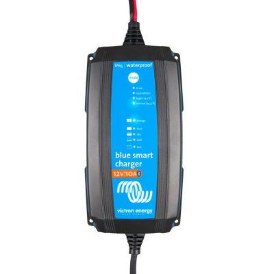 Victron Blue Smart IP65 Batterieladegerät 6V/12V-1,1 1/120V 1 Ausgang mit DC-Anschluss und NEMA 1-15-Buchse -Art. BPC120134124R