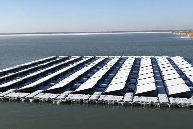 Xiamen Young Zone Solar Technology Co., Ltd. - Montagesysteme - YZ-SOLAR Floating Mounting System floating sola... YZ-SF - Art. 8884