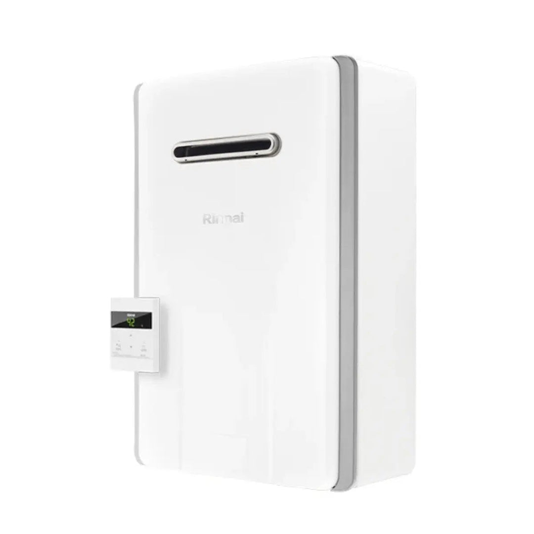 Rinnai One 11e geschlossene Brennkammer da esterno – Gas-Durchlauferhitzer, 11 l/min, Erdgas, Energieeffizienzklasse A+