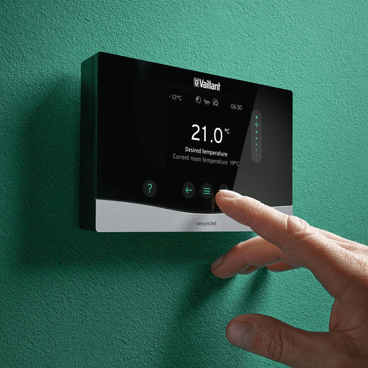 Vaillant Ecotec Pro VMW 236/5-3 - 24 kW Erdgas + Termostato SensoHome 380 - A+ – Gas-Brennwertkessel, 24 kW, Erdgas
