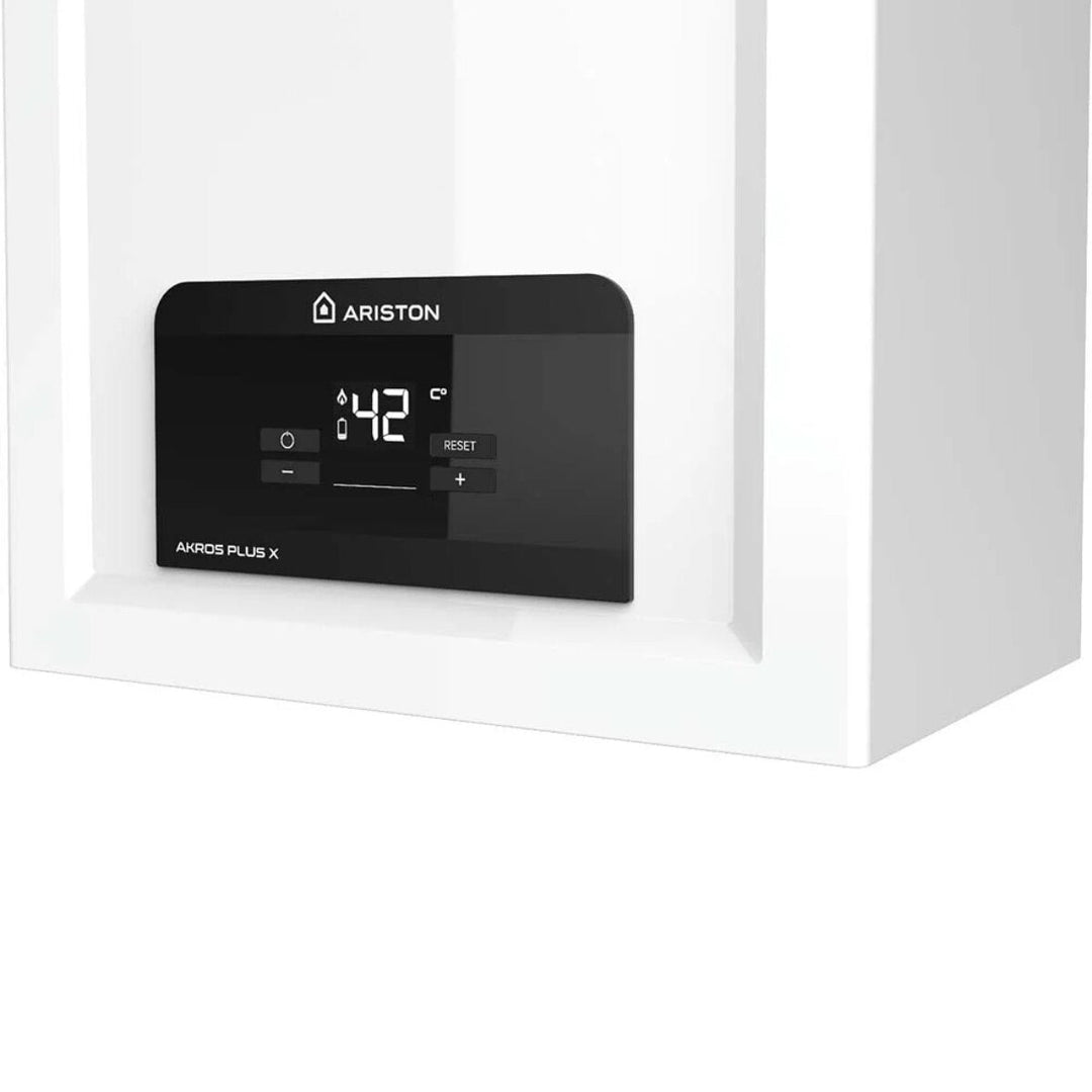 Ariston Akros Plus X camera aperta – Gas-Durchlauferhitzer, 11 l/min, Flüssiggas, Energieeffizienzklasse A