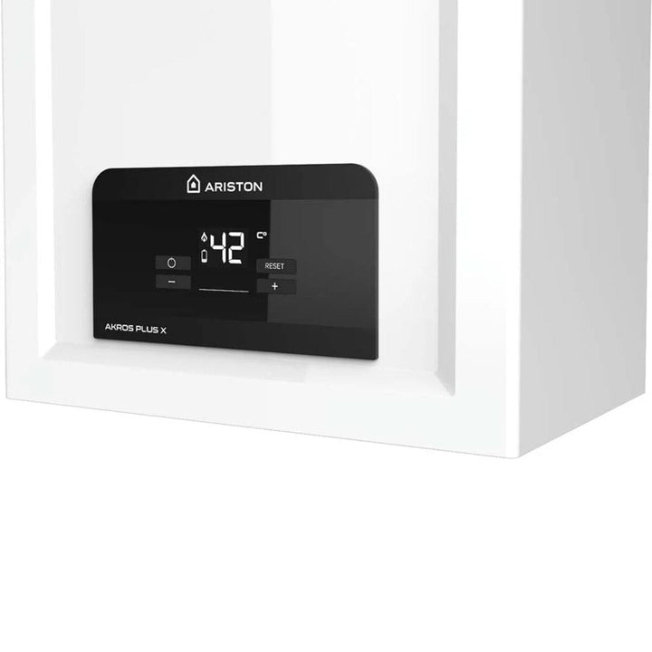 Ariston Akros Plus X camera aperta – Gas-Durchlauferhitzer, 11 l/min, Erdgas, Energieeffizienzklasse A
